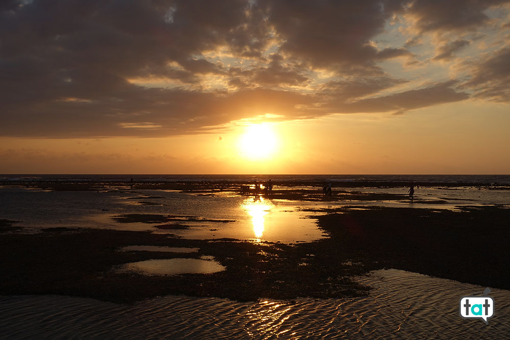 talk about travel gili trawagan spiaggia mare tramonto