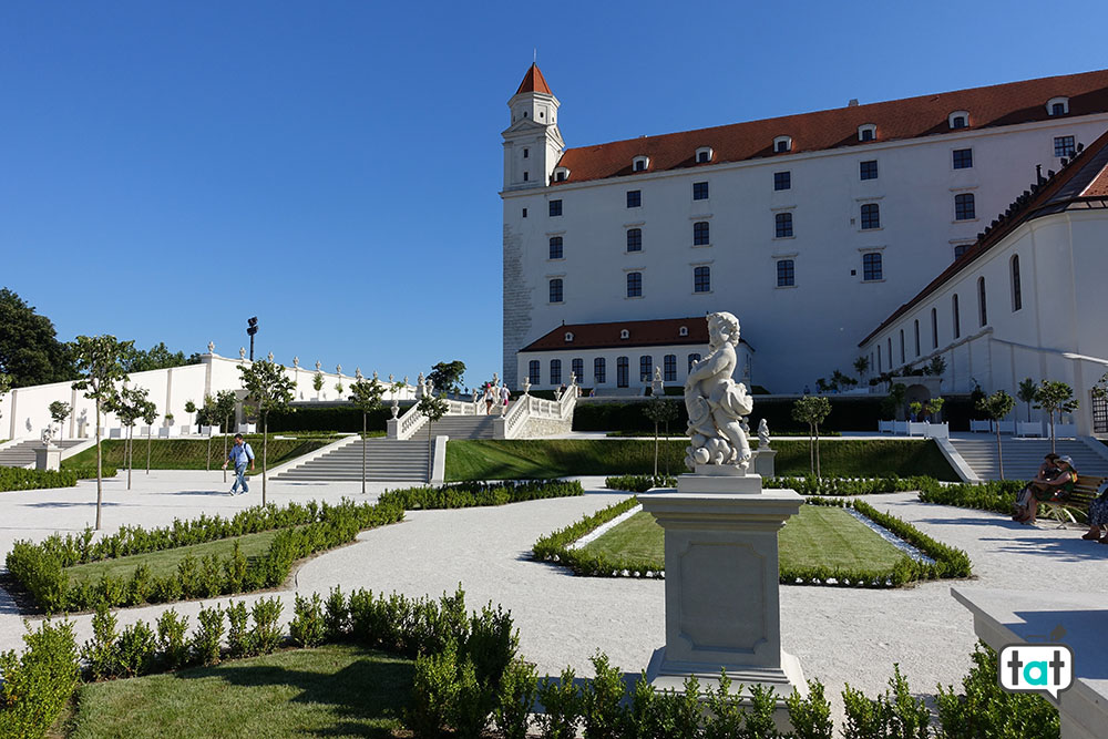 bratislava castello