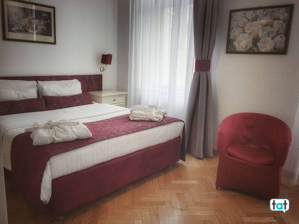 praga hotel suite home