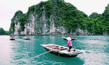 VIETNAM: HANOI E LA BAIA DI HALONG